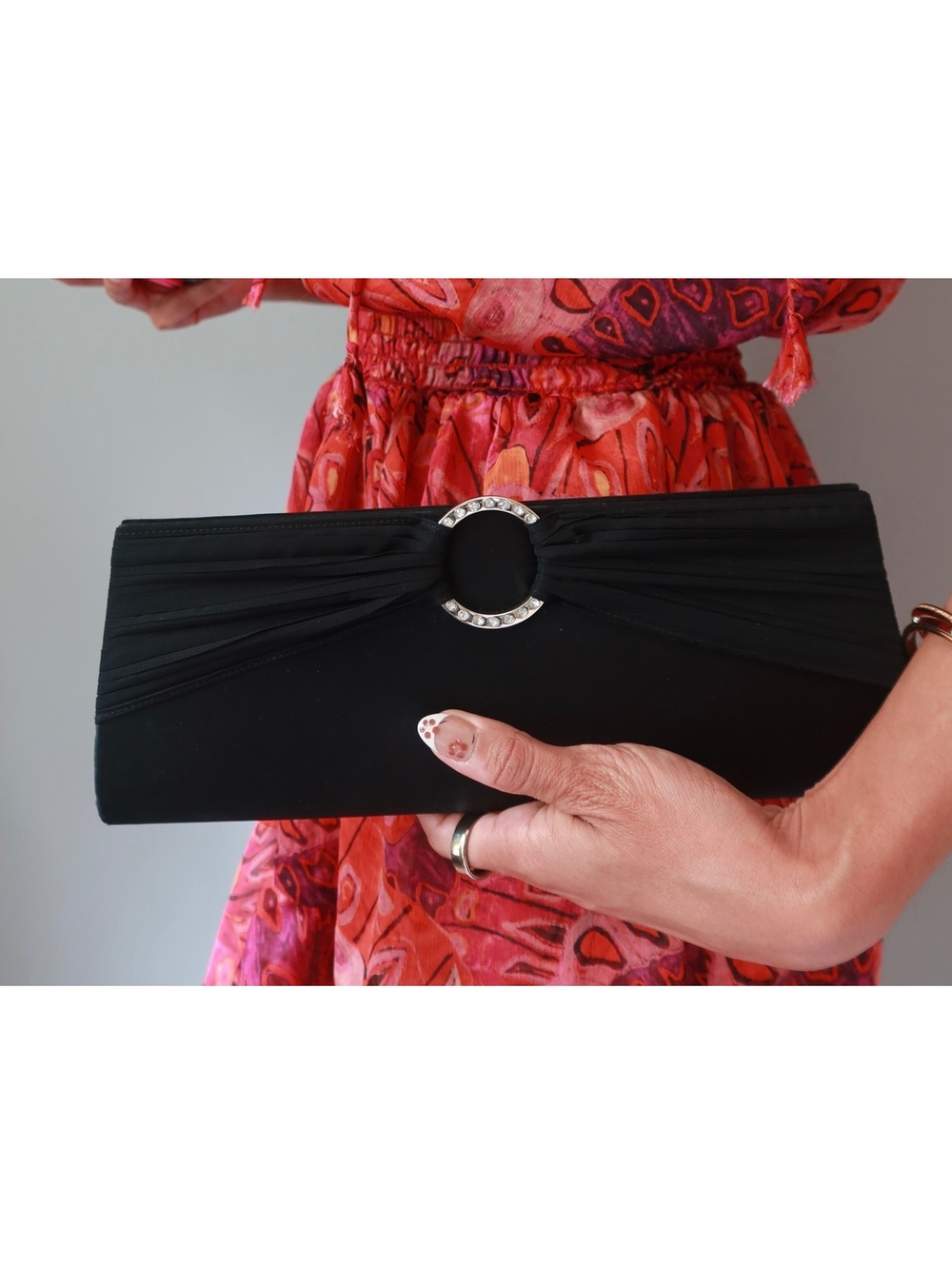 Y2K Black Rhinestone Pleated Evening Clutch Purse